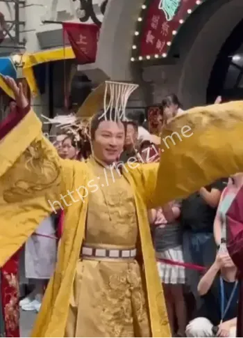 郑国霖景区NPC经历